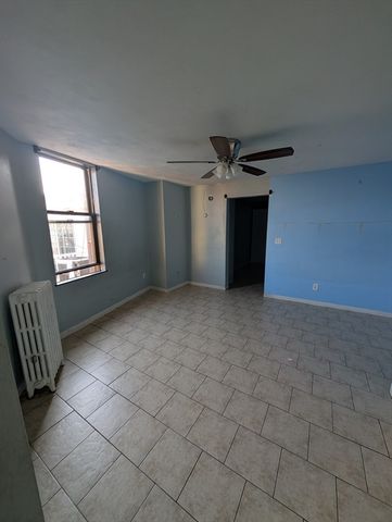 13 William C Kelly Sq 2D, Boston, MA 02128