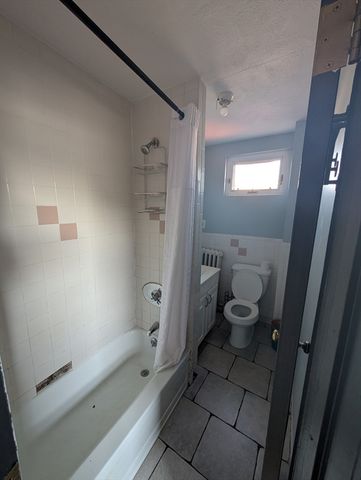 13 William C Kelly Sq 2D, Boston, MA 02128