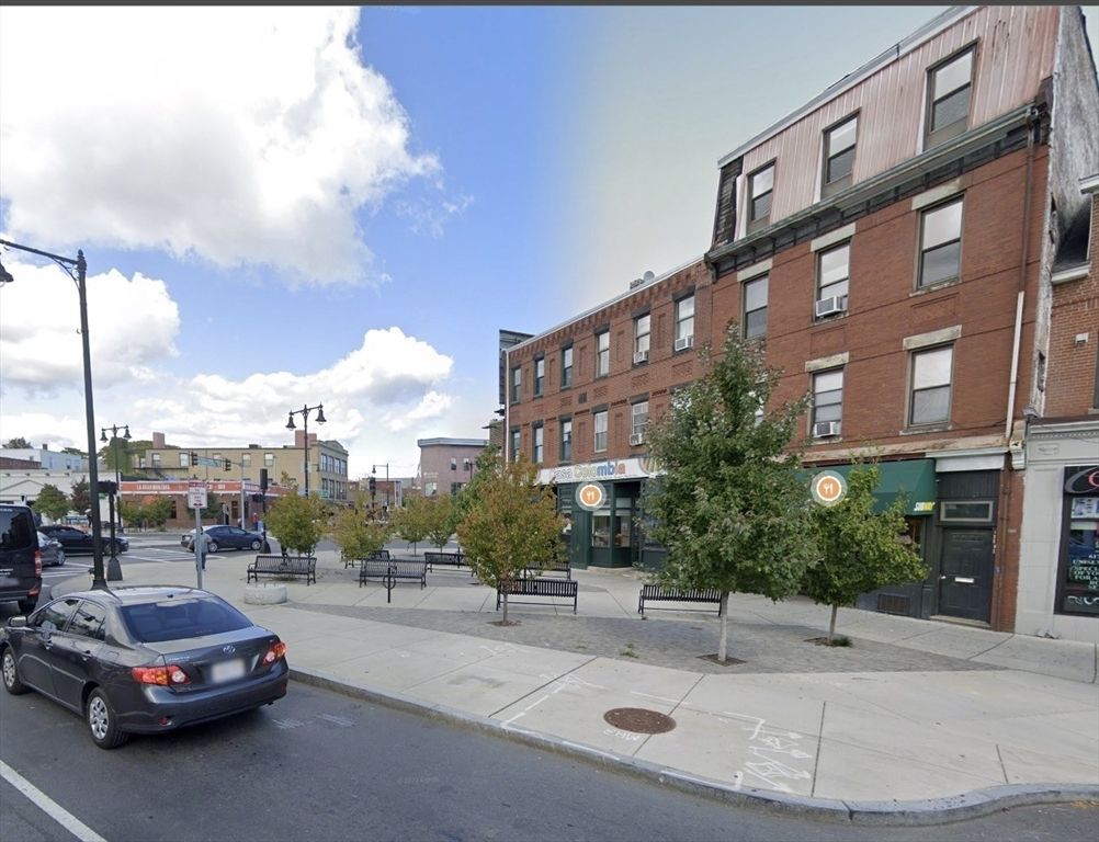 13 William C Kelly Sq 2D, Boston, MA 02128
