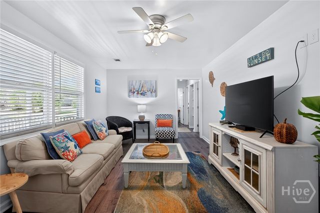 222 East Point Drive, Savannah, GA 31410