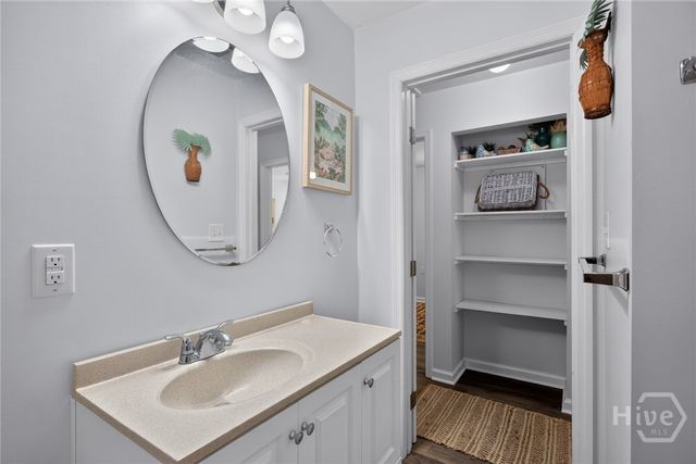 222 East Point Drive, Savannah, GA 31410