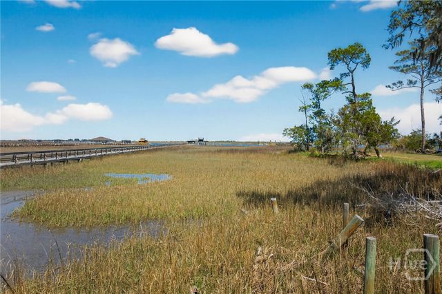 222 East Point Drive, Savannah, GA 31410