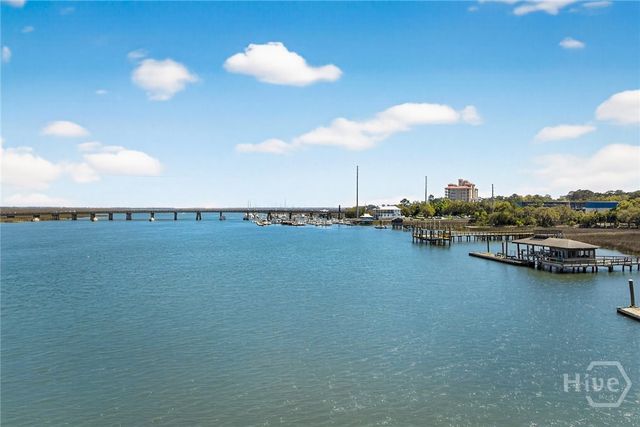 222 East Point Drive, Savannah, GA 31410