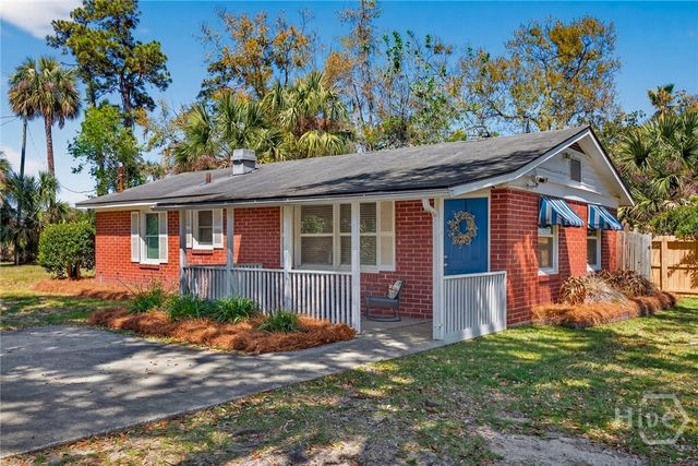 222 East Point Drive, Savannah, GA 31410