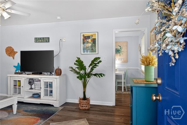 222 East Point Drive, Savannah, GA 31410