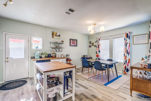 1212 NOLAN, San Antonio, TX 78202