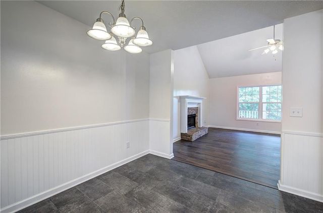 302 Crystal Creek Drive, Jasper, GA 30143
