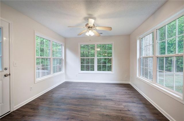 302 Crystal Creek Drive, Jasper, GA 30143