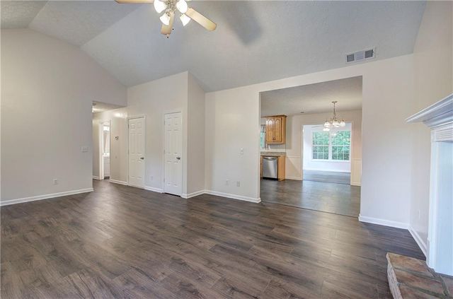302 Crystal Creek Drive, Jasper, GA 30143