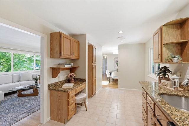 379 Singletary Lane, Framingham, MA 01702