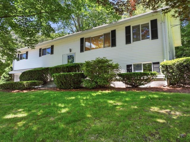 379 Singletary Lane, Framingham, MA 01702