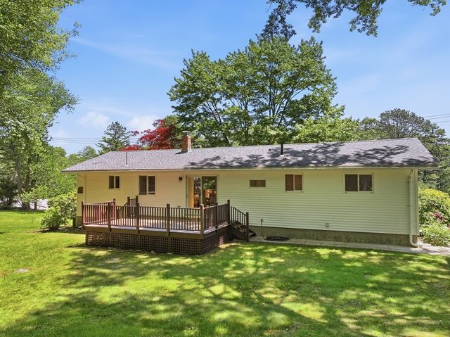 379 Singletary Lane, Framingham, MA 01702