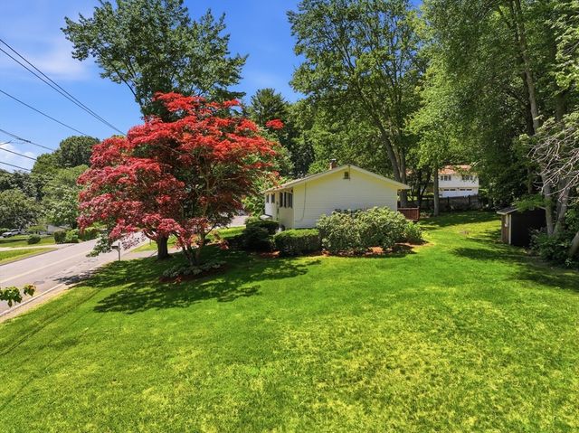 379 Singletary Lane, Framingham, MA 01702