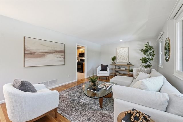 379 Singletary Lane, Framingham, MA 01702