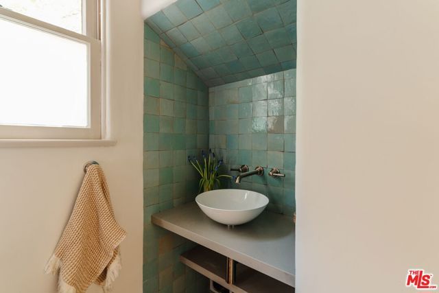 2452 Lanterman Terrace, Los Angeles, CA 90039