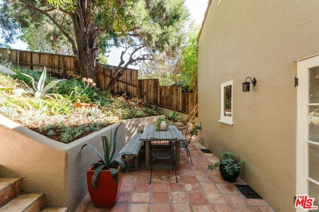 2452 Lanterman Terrace, Los Angeles, CA 90039