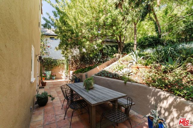 2452 Lanterman Terrace, Los Angeles, CA 90039