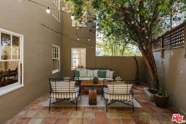 2452 Lanterman Terrace, Los Angeles, CA 90039