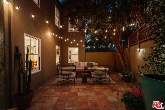 2452 Lanterman Terrace, Los Angeles, CA 90039