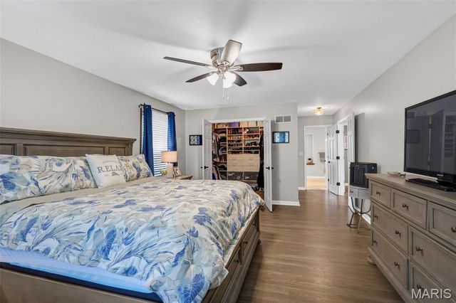 9833 Eagle Hill Lane, Sunset Hills, MO 63127