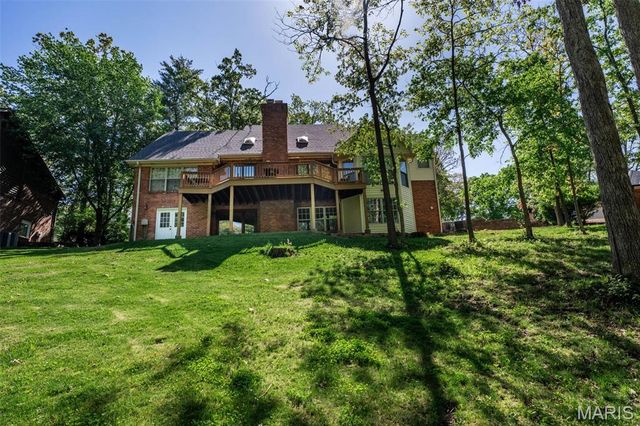 9833 Eagle Hill Lane, Sunset Hills, MO 63127