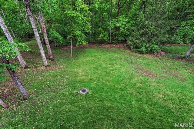 9833 Eagle Hill Lane, Sunset Hills, MO 63127