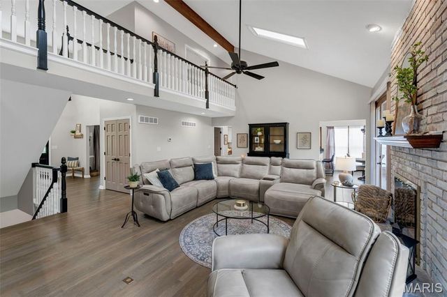 9833 Eagle Hill Lane, Sunset Hills, MO 63127
