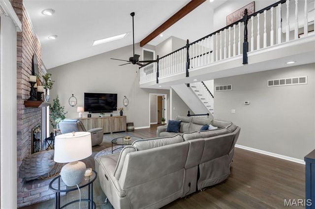 9833 Eagle Hill Lane, Sunset Hills, MO 63127