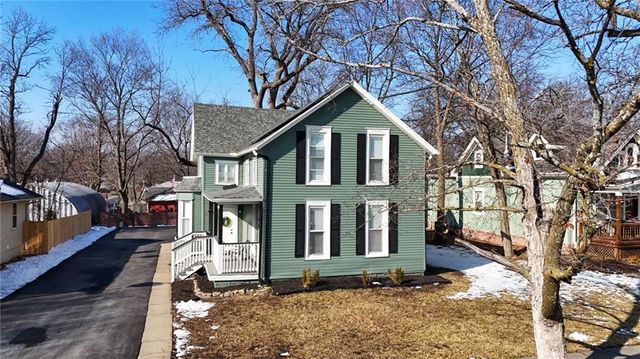 216 Main Street, Wellsville, KS 66092