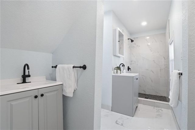 216 Main Street, Wellsville, KS 66092