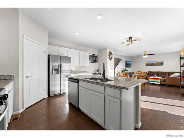860 Camberly Drive, Windsor, CO 80550