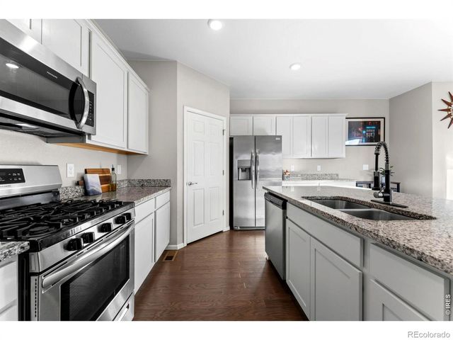 860 Camberly Drive, Windsor, CO 80550