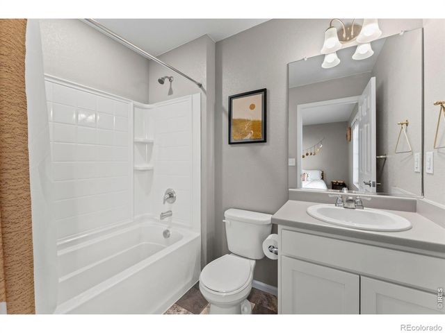 860 Camberly Drive, Windsor, CO 80550