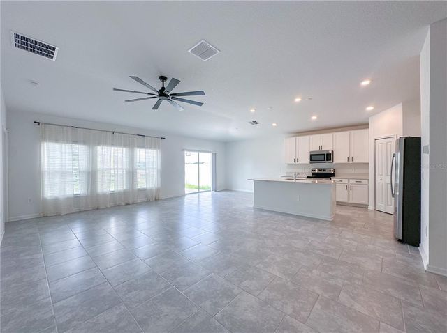 977 WATERFALL BOULEVARD, Davenport, FL 33837