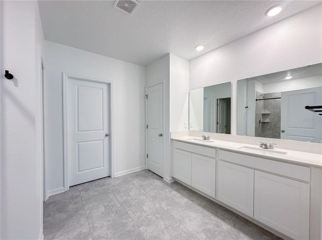 977 WATERFALL BOULEVARD, Davenport, FL 33837