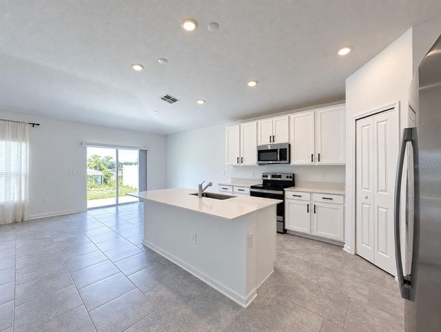 977 WATERFALL BOULEVARD, Davenport, FL 33837