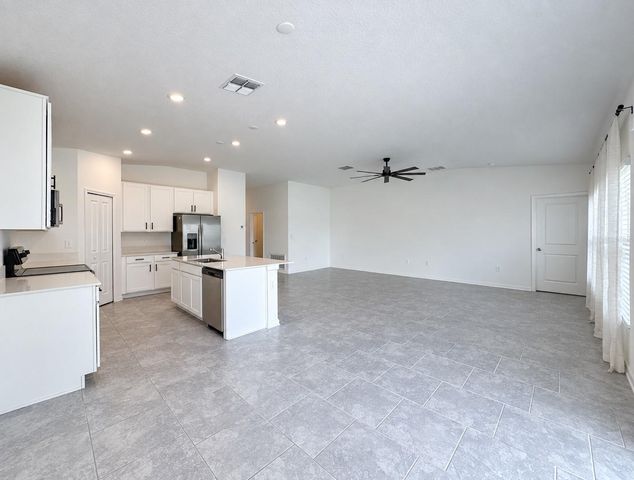 977 WATERFALL BOULEVARD, Davenport, FL 33837