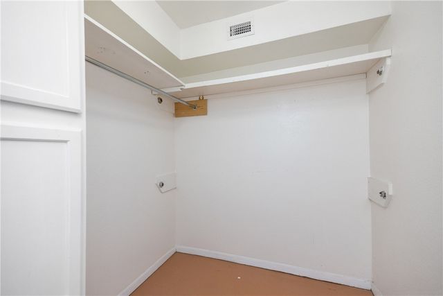 730 Santa Anita Dr, Kingsville, TX 78363