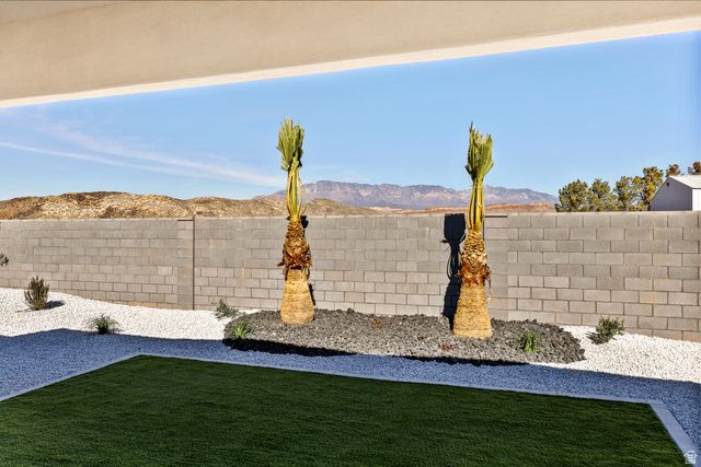 5018 W 1930 S, Hurricane, UT 84737