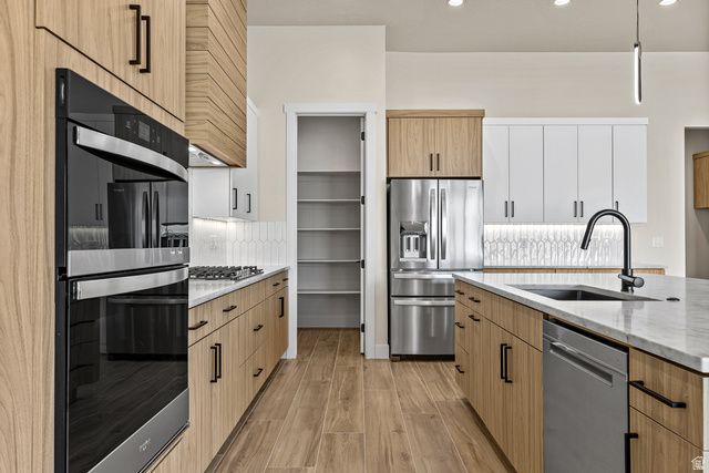 5018 W 1930 S, Hurricane, UT 84737