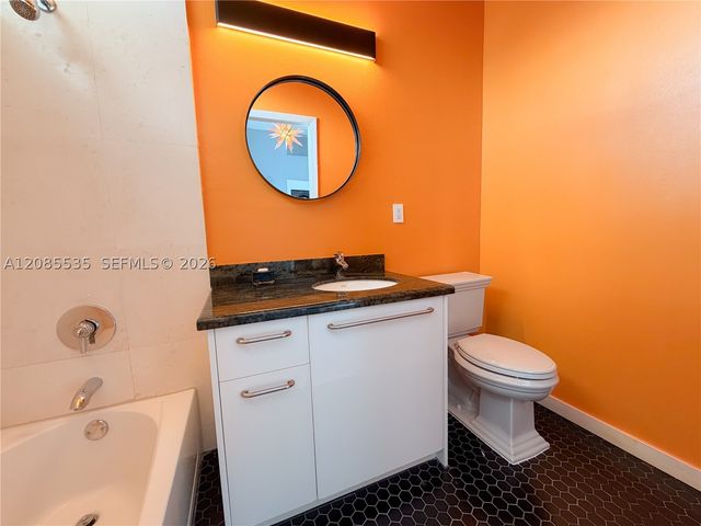 7934 West Dr 1105, North Bay Village, FL 33141