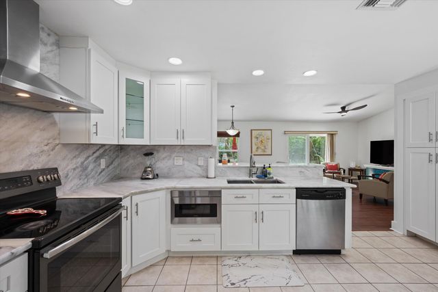 14122 Citrus Drive, Loxahatchee Groves, FL 33470