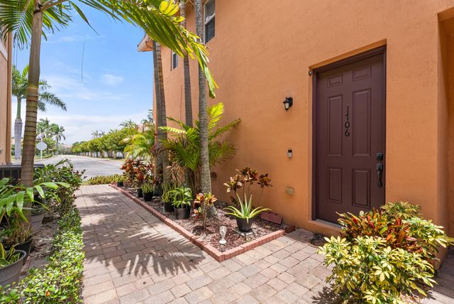 1706 Carvelle Drive, Riviera Beach, FL 33404