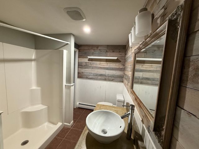 275 Lake Shore Drive, Barnstable, MA 02648