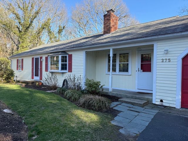 275 Lake Shore Drive, Barnstable, MA 02648
