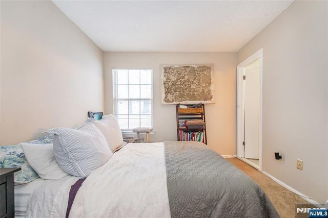 1206 Sycamore Lane, Mahwah, NJ 07430