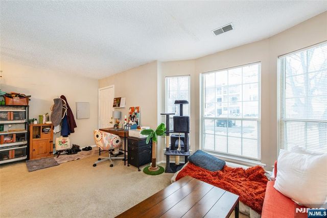 1206 Sycamore Lane, Mahwah, NJ 07430