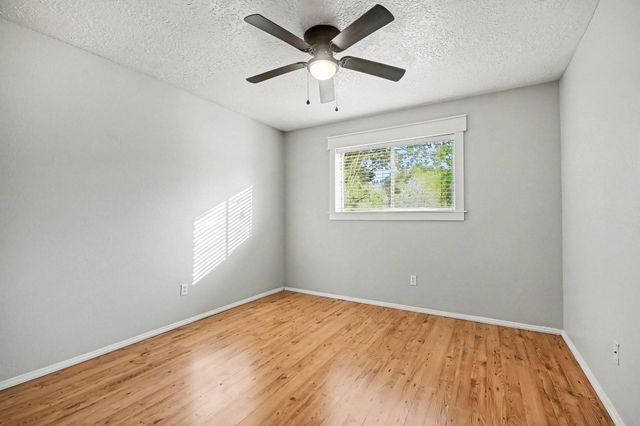 16923 Blackhawk Boulevard, Friendswood, TX 77546