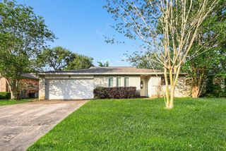 16923 Blackhawk Boulevard, Friendswood, TX 77546