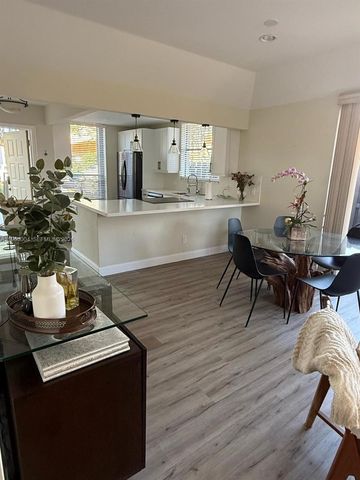 5726 Fox Hollow Drive A, Boca Raton, FL 33486
